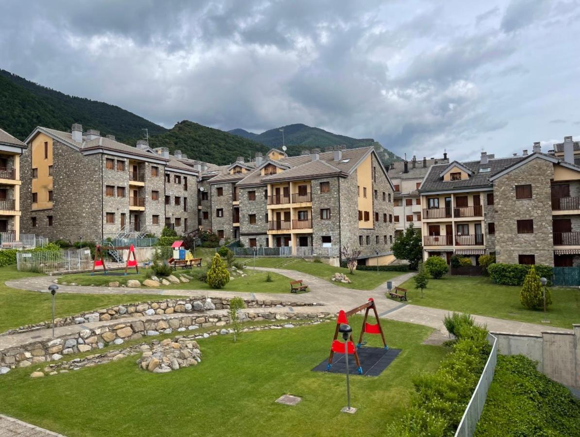 Apartamento El Falcar Villanúa Esterno foto
